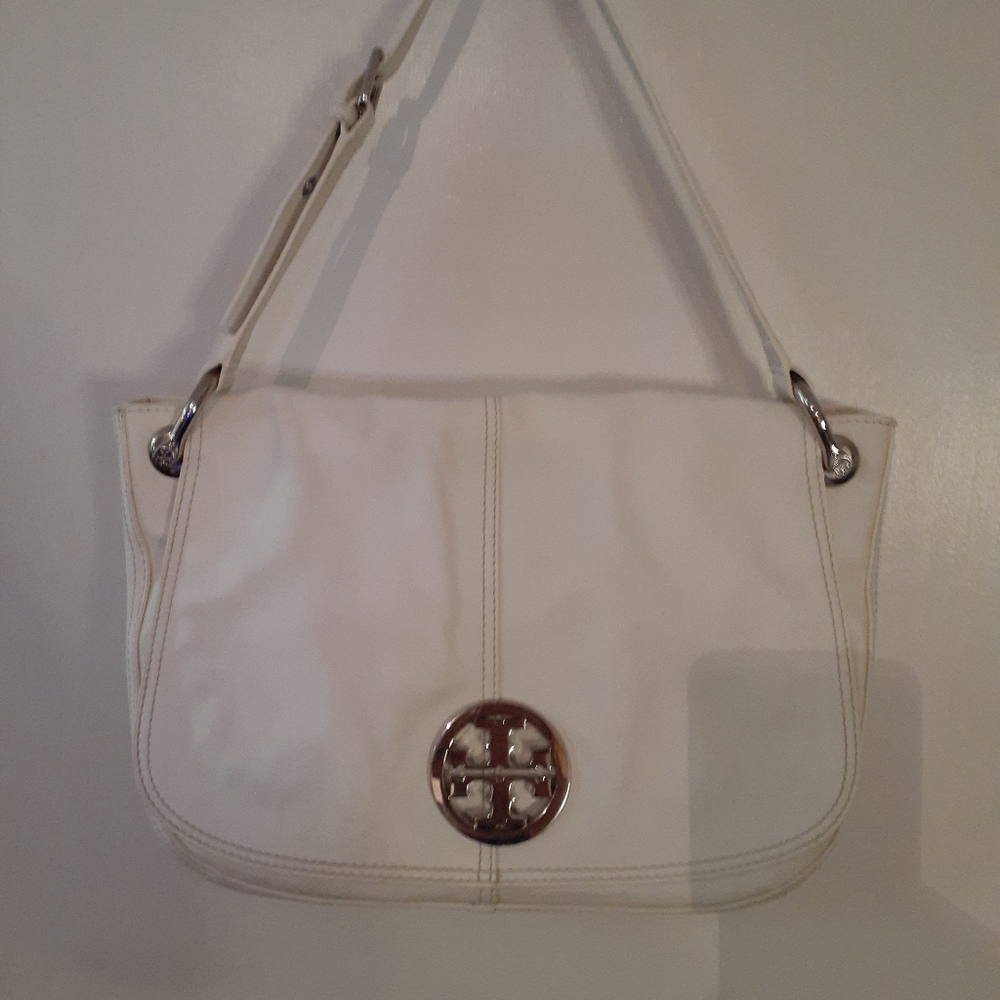 Tory Burch White Fold Over shoulder Bag - Picture 6 of 6